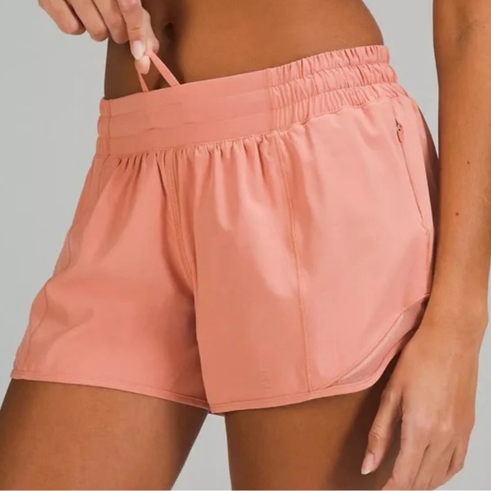 Coral lululemon hotty hot shorts 4” size 6